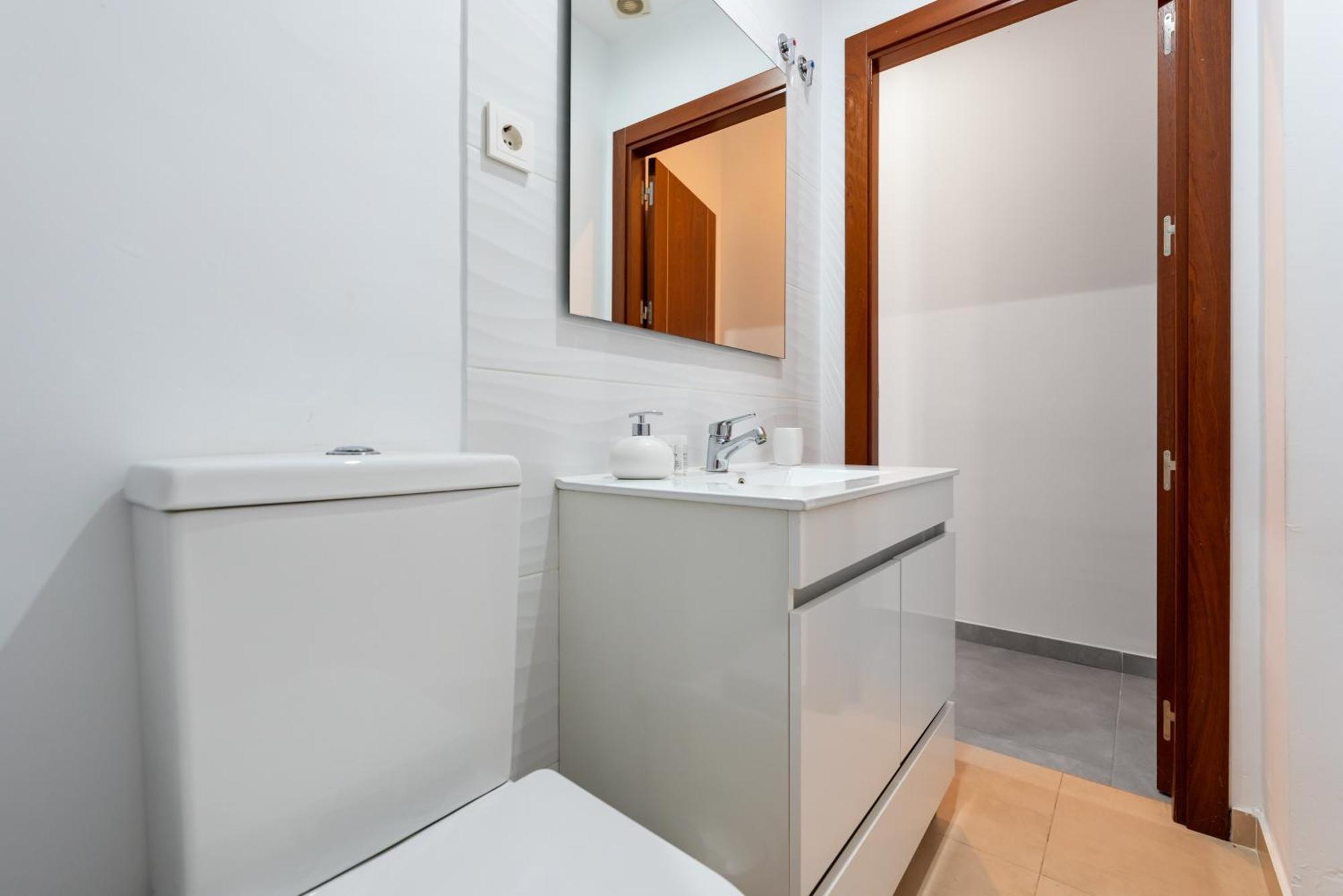Wintowinrentals Dream Home On The Beachfront La Cala Del Moral Екстер'єр фото